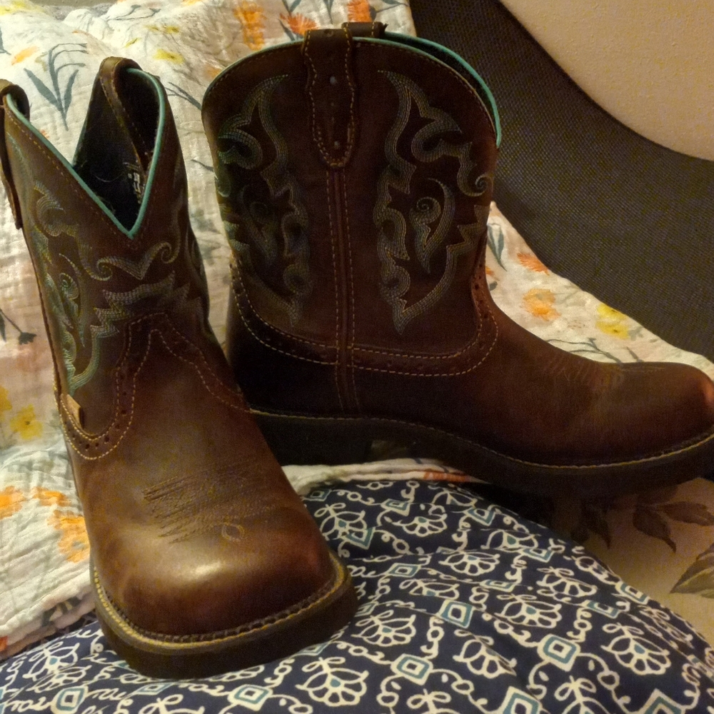 Justin boots, size 10B, brown and turquoise
